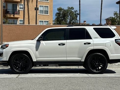 Used 2021 Toyota 4Runner Nightshade AWD/4WD image 7
