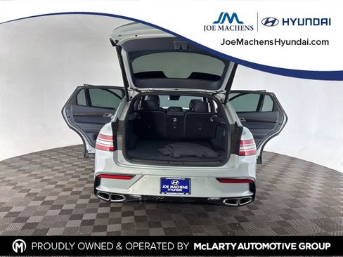 Used 2025 Genesis GV80 3.5T e-SC image 17