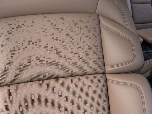 New 2026 Lincoln Navigator L Black Label AWD/4WD image 16
