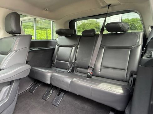 Used 2025 Ford Expedition Active AWD/4WD image 19