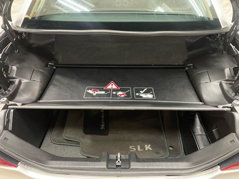 Used 2004 Mercedes-Benz SLK 320 image 37