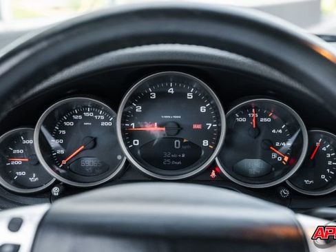 Used 2005 Porsche 911 Carrera image 9