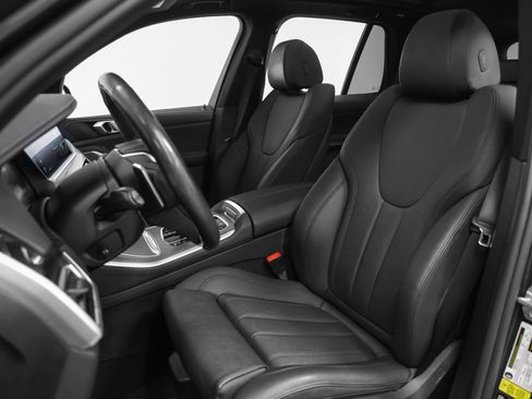 Used 2021 BMW X5 xDrive40i w/ Convenience Package AWD/4WD image 44