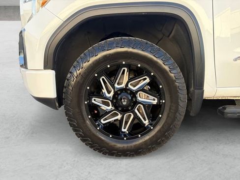 Used 2021 GMC Sierra 1500 AT4 w/ AT4 Value Package AWD/4WD image 23