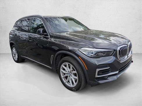 Used 2023 BMW X5 xDrive40i AWD/4WD image 3