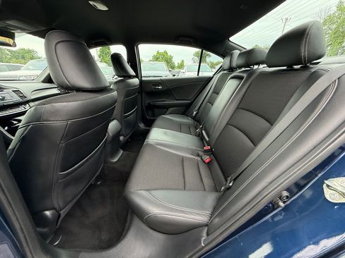 Used 2016 Honda Accord Sport image 21