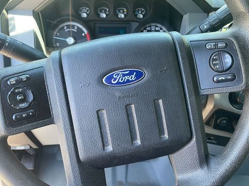 Used 2016 Ford F350 XLT w/ Snow Plow Prep Package AWD/4WD image 13