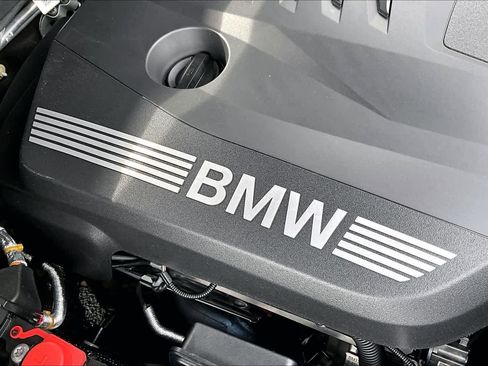 Certified 2024 BMW X7 xDrive40i w/ M Sport Package image 33