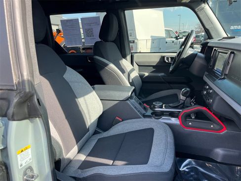 Used 2022 Ford Bronco Big Bend image 20