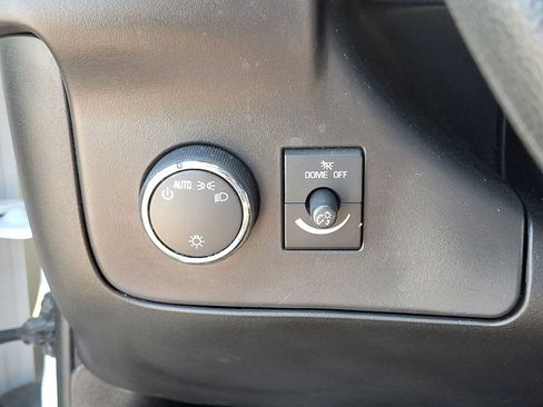 Used 2025 Chevrolet Express 2500 w/ Driver Convenience Package RWD image 22