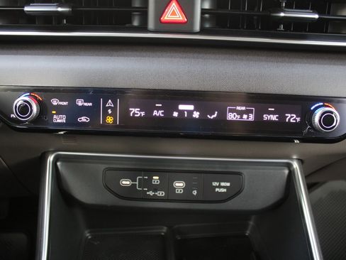 New 2026 Kia Carnival EX FWD image 45