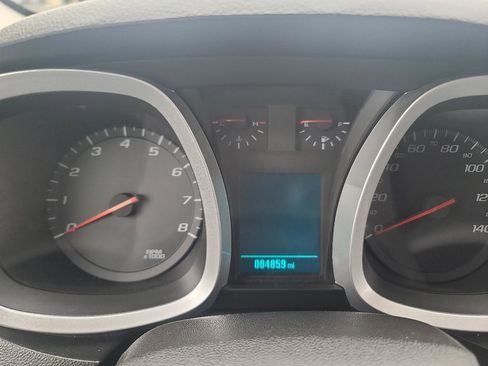 Used 2017 Chevrolet Equinox LT image 22