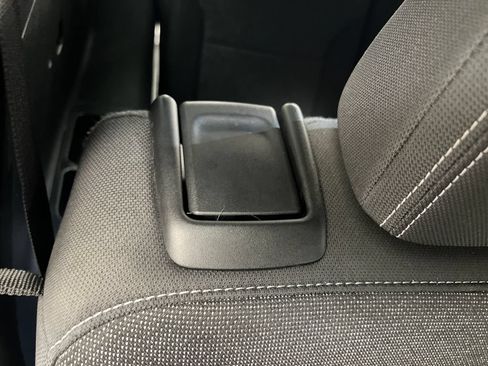 Used 2024 Chevrolet Traverse LT FWD image 26