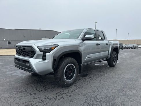 New 2026 Toyota Tacoma TRD Off-Road AWD/4WD image 3