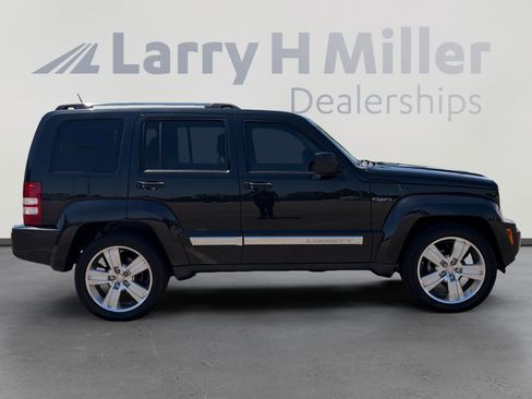 Used 2012 Jeep Liberty Limited Jet w/ Comfort/Convenience Group AWD/4WD image 7