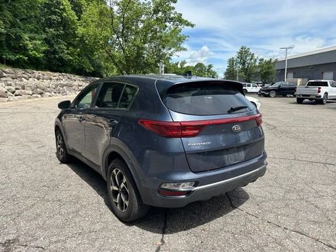 Used 2020 Kia Sportage LX AWD/4WD image 3