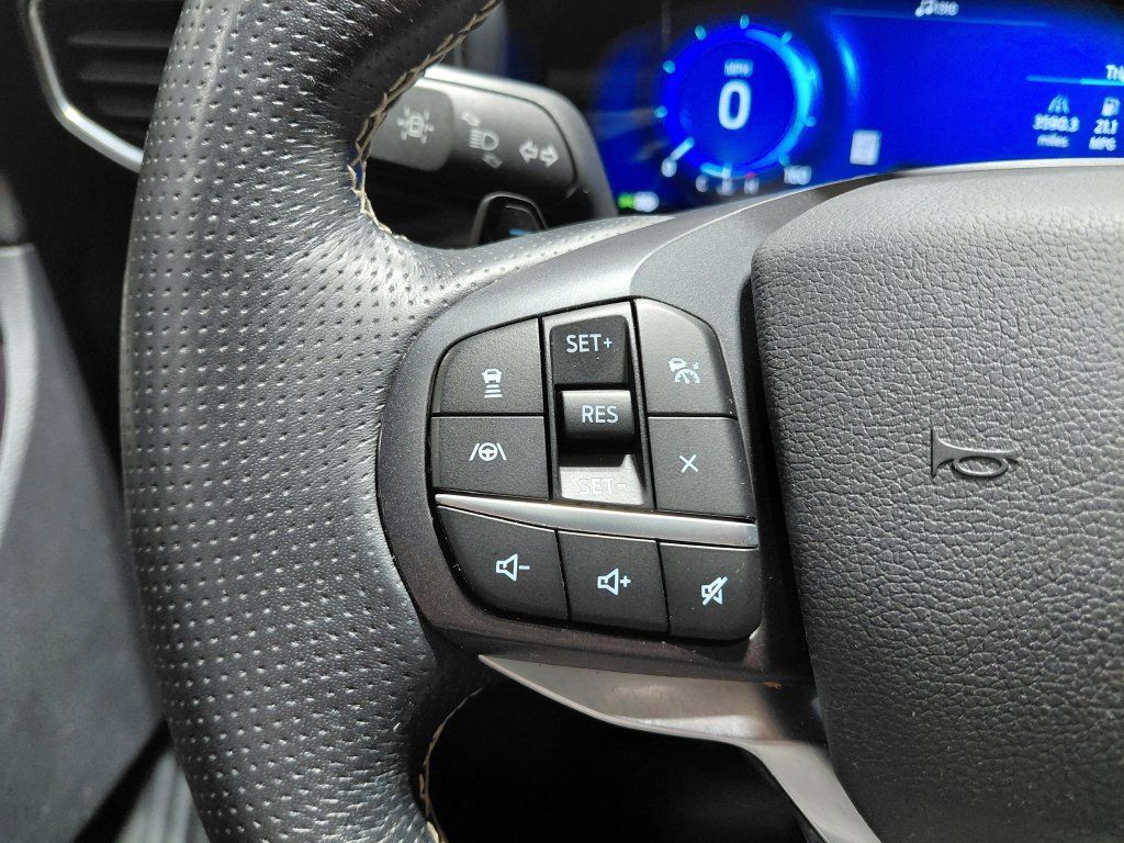 Used 2020 Ford Explorer ST w/ ST Street Pack AWD/4WD image 39