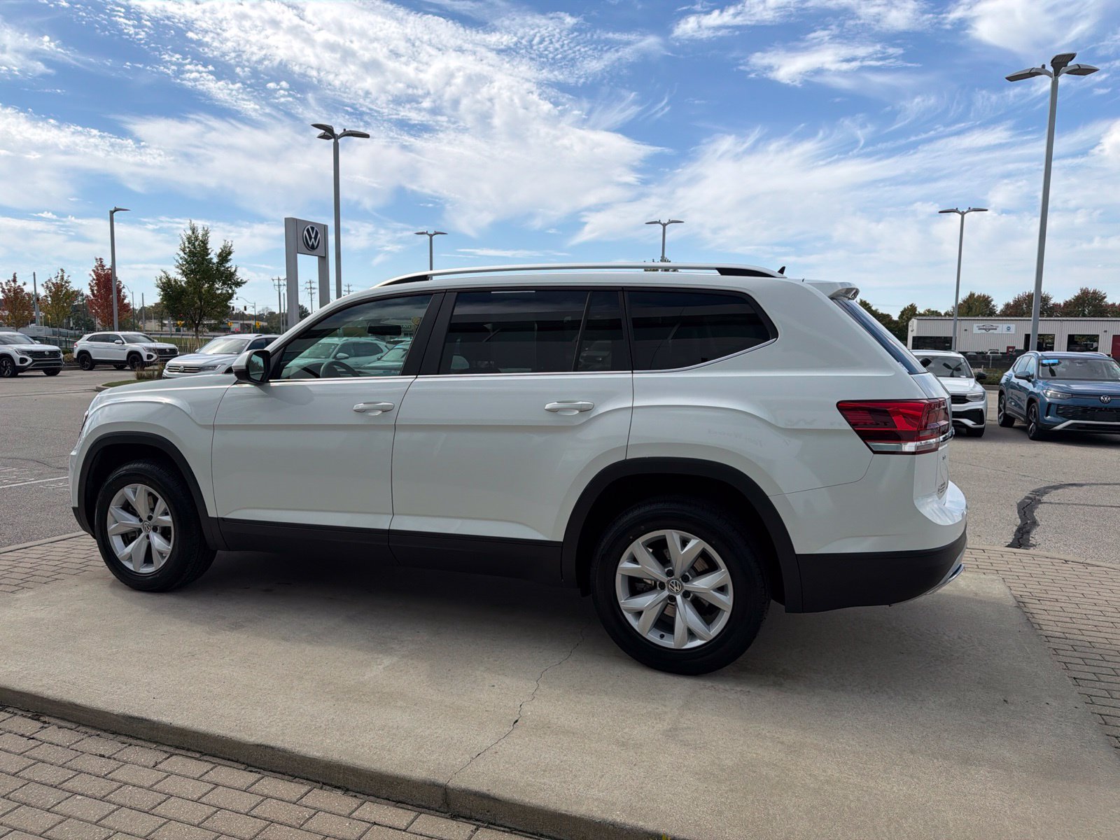 Used 2018 Volkswagen Atlas SE FWD image 9