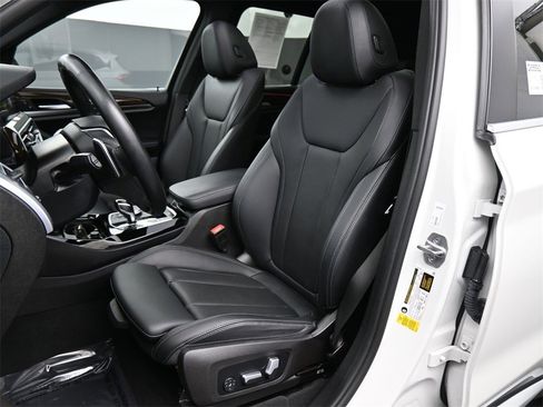Used 2023 BMW X3 sDrive30i w/ Premium Package image 19