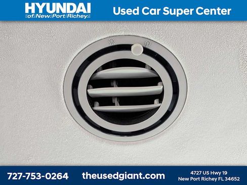Used 2023 Hyundai Palisade Calligraphy FWD image 17