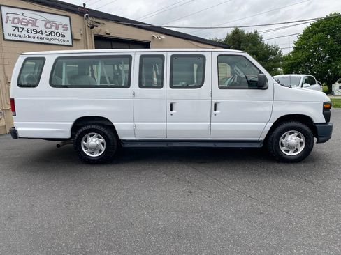 Used 2012 Ford E-350 and Econoline 350 XL RWD image 2