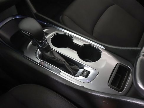 Used 2024 Chevrolet Malibu LT image 48