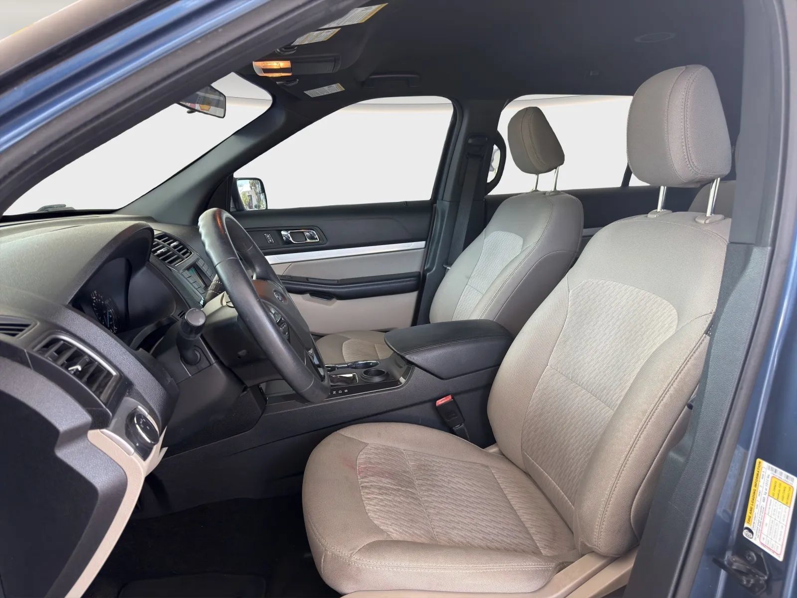 Used 2018 Ford Explorer FWD image 8