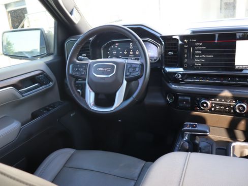 Used 2024 GMC Sierra 1500 SLT w/ SLT Premium Plus Package AWD/4WD image 16