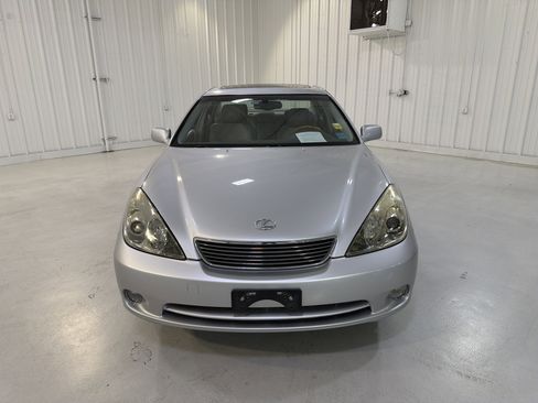 Used 2005 Lexus ES 330 image 8