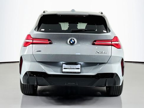 Used 2025 BMW X3 xDrive30i w/ Premium Package AWD/4WD image 3