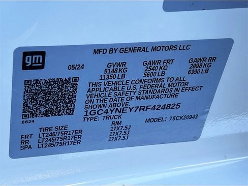 Used 2024 Chevrolet Silverado 2500 LT image 29