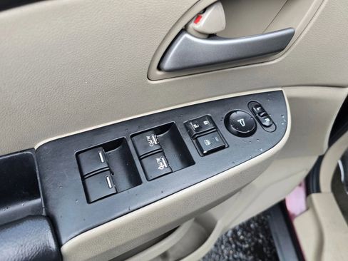 Used 2011 Honda Odyssey EX-L image 20