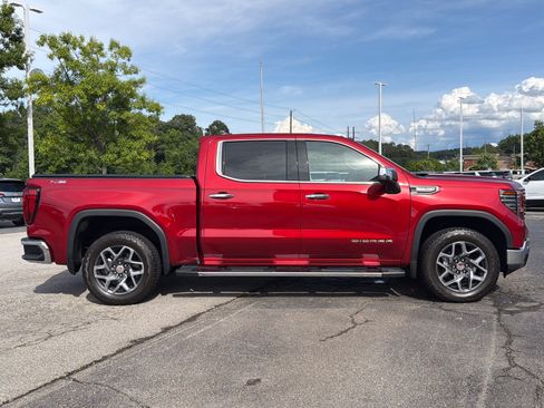 Used 2021 Chevrolet Silverado 1500 LT Trail Boss AWD/4WD image 13