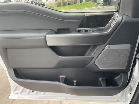 New 2026 Ford F250 Lariat w/ FX4 Off-Road Package image 18