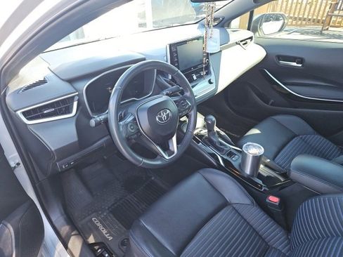 Used 2020 Toyota Corolla XSE image 13