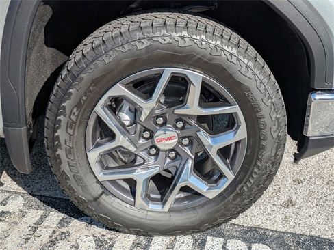 New 2026 GMC Sierra 1500 SLT w/ SLT Premium Plus Package image 11