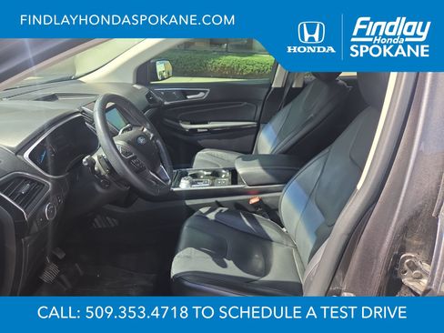 Used 2020 Ford Edge Titanium w/ Class II Trailer Tow Package AWD/4WD image 14