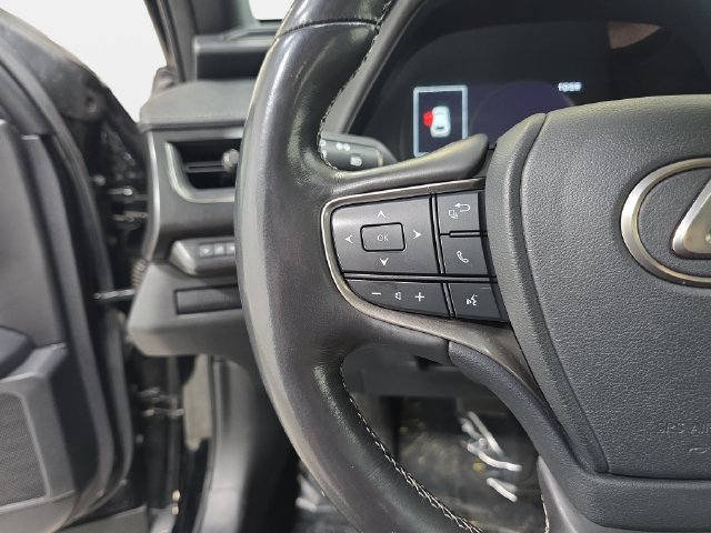 Used 2020 Lexus UX 250h w/ Premium Package AWD/4WD image 17