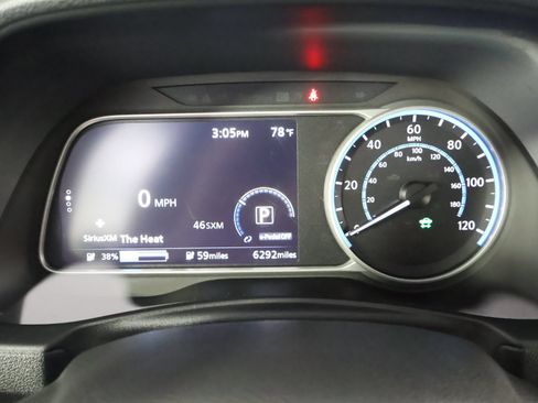 Used 2025 Nissan Leaf S FWD image 35