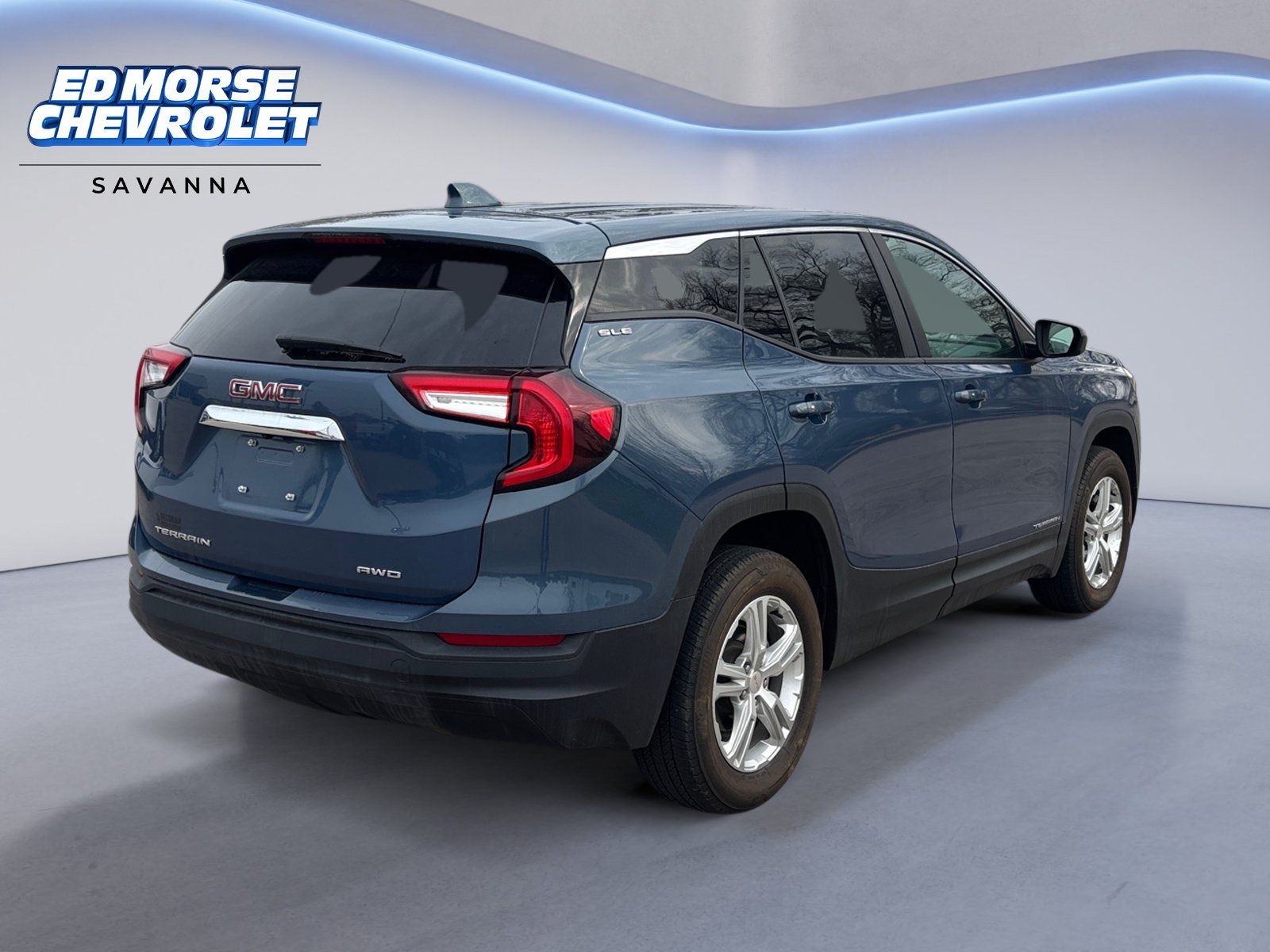 Used 2024 GMC Terrain SLE AWD/4WD image 5