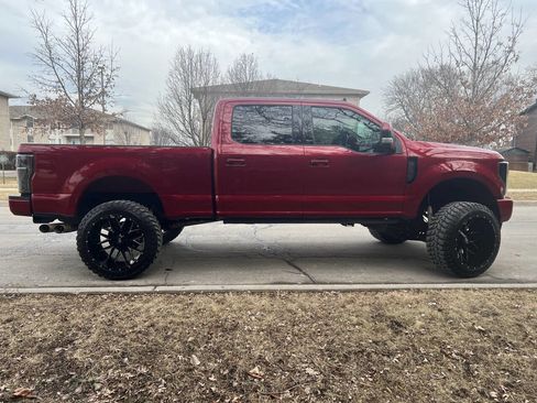 Used 2019 Ford F250 Lariat AWD/4WD image 16