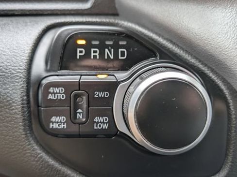 Used 2021 RAM 1500 Big Horn AWD/4WD image 25