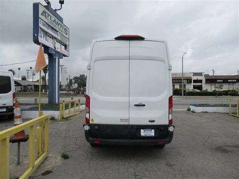 Used 2018 Ford Transit 250 148 High Roof image 3