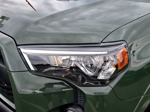 Used 2020 Toyota 4Runner TRD Pro AWD/4WD image 32
