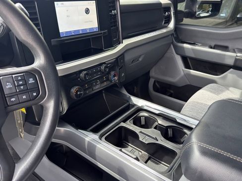 Used 2024 Ford F250 XLT AWD/4WD image 16