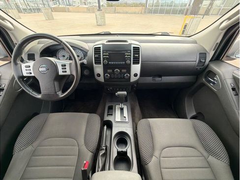 Used 2014 Nissan Frontier PRO-4X image 13