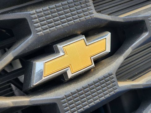 Used 2022 Chevrolet Silverado 1500 Custom RWD image 11