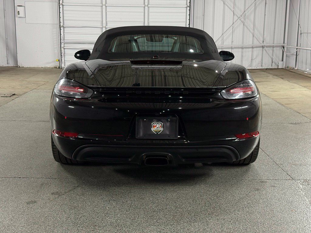 Used 2018 Porsche 718 Boxster RWD image 45