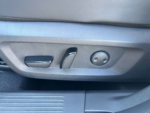 New 2026 Nissan Rogue SV w/ SV Premium Package image 30