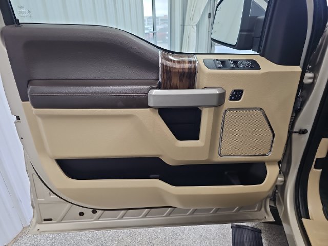 Used 2018 Ford F150 Lariat w/ Equipment Group 502A Luxury AWD/4WD image 10
